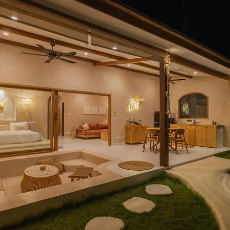 Gili Boho Villas - Aesthetic Private Pool Villas 길리트라왕안 외부 사진