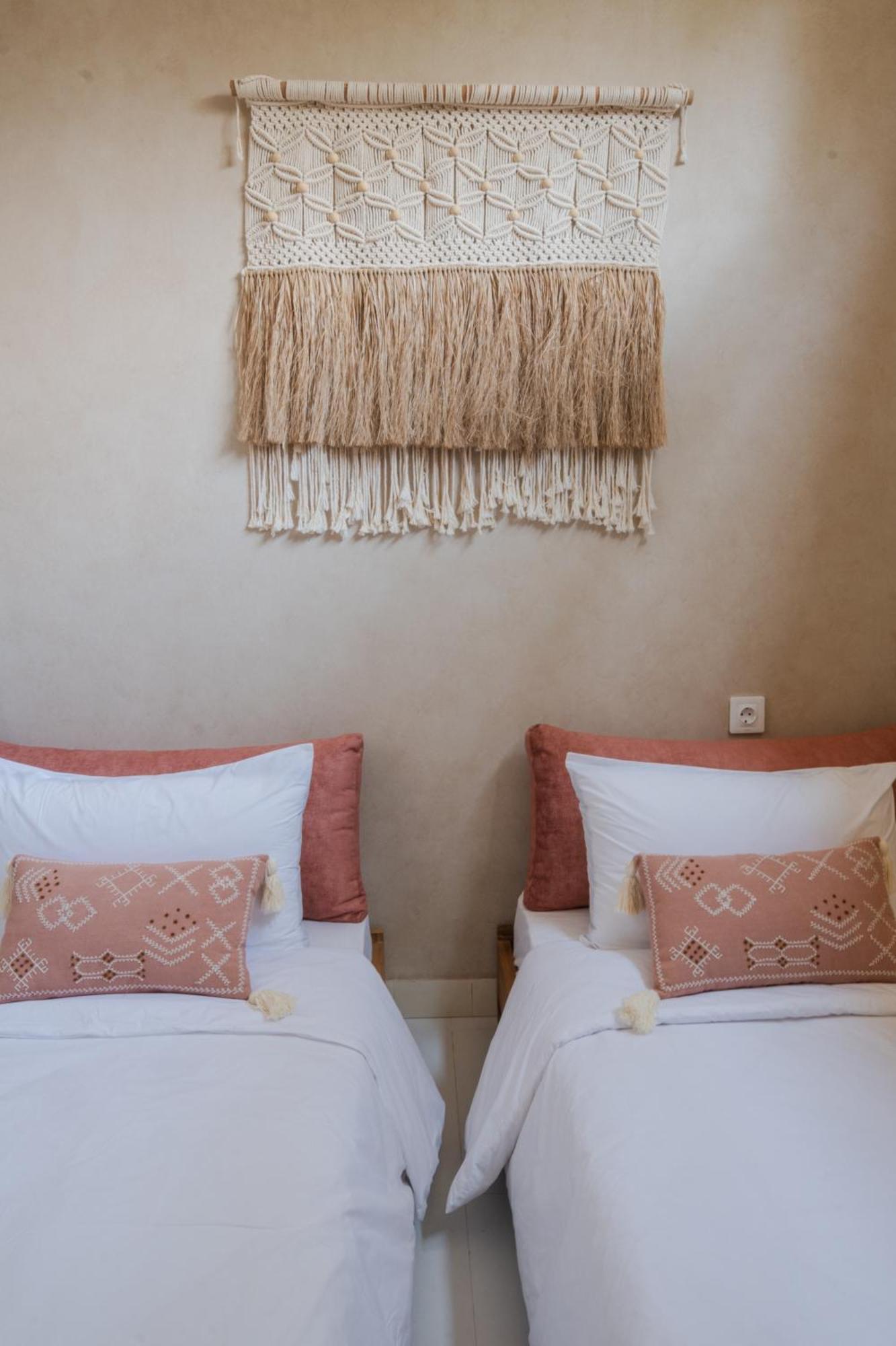 Gili Boho Villas - Aesthetic Private Pool Villas 길리트라왕안 외부 사진